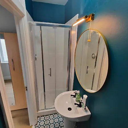 Modern 4 Bedroom Townhouse In City Centre Feriehus Dublin